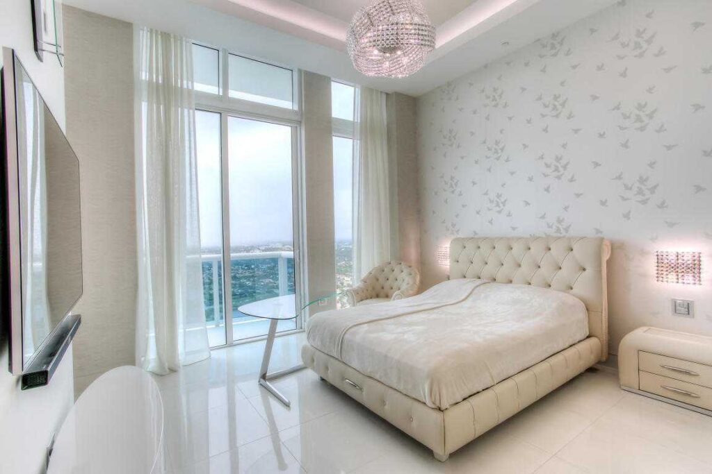 Interior Designer in Coconut Grove, FL